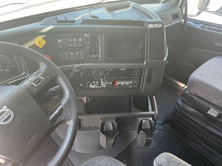 Truck Thumbnail 8