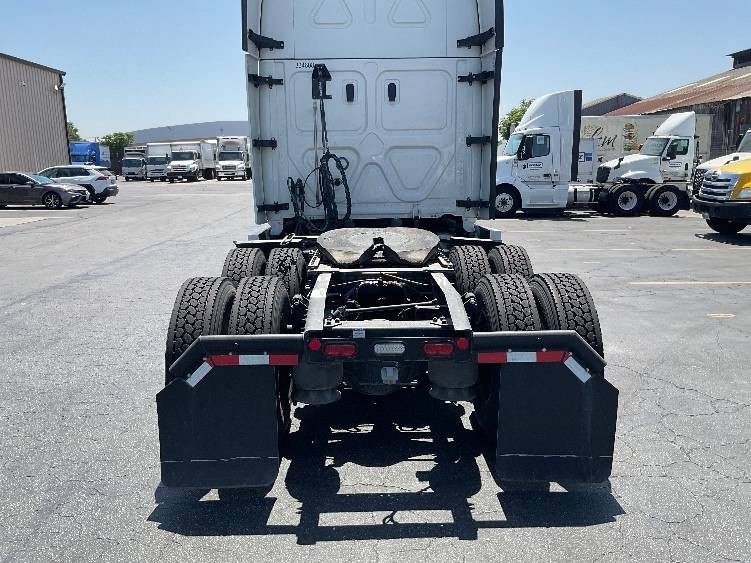 Truck Thumbnail 5