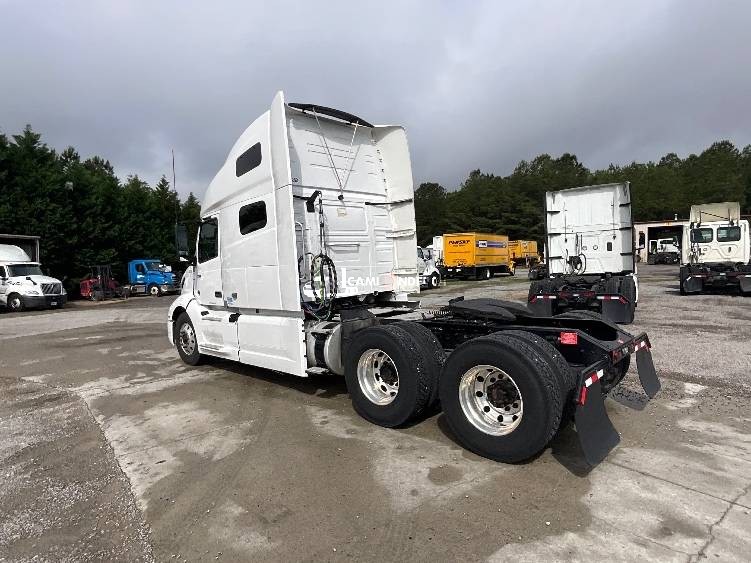 Truck Thumbnail 5