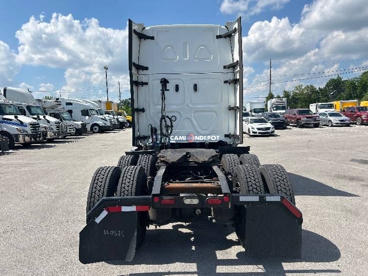 Truck Thumbnail 5