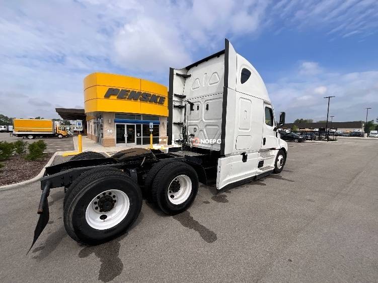 Truck Thumbnail 5