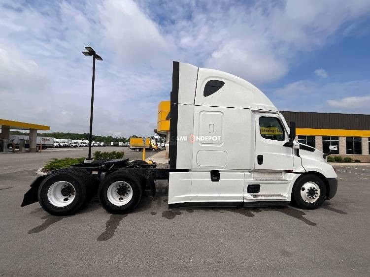 Truck Thumbnail 6