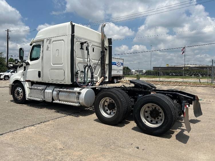 Truck Thumbnail 4