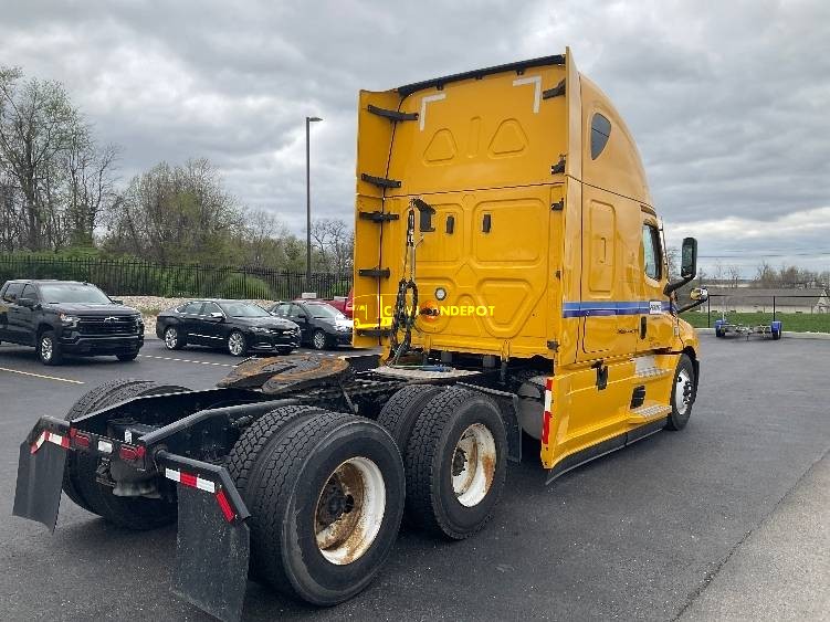 Truck Thumbnail 6
