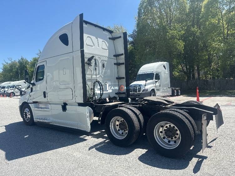 Truck Thumbnail 5