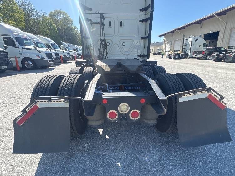 Truck Thumbnail 6