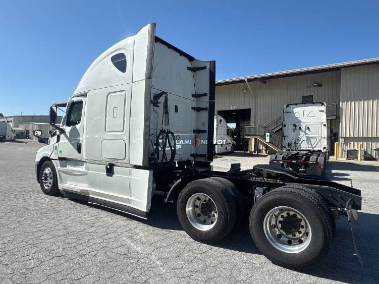 Truck Thumbnail 5