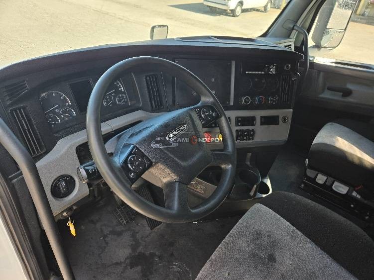 Truck Thumbnail 7
