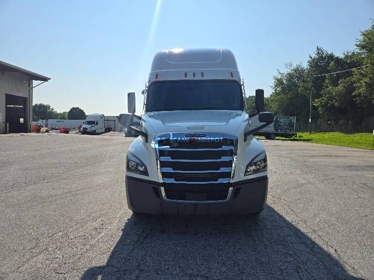 Truck Thumbnail 2