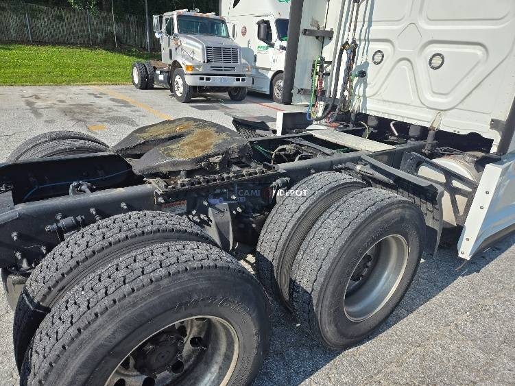 Truck Thumbnail 12