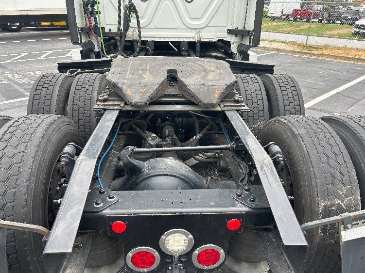 Truck Thumbnail 6