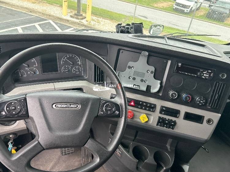 Truck Thumbnail 8