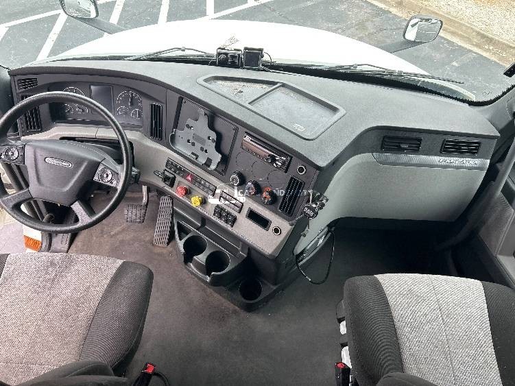 Truck Thumbnail 9