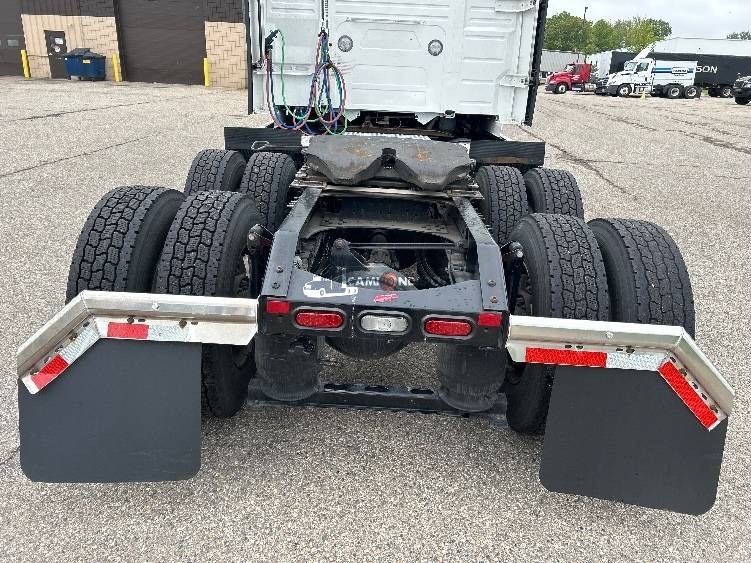 Truck Thumbnail 6