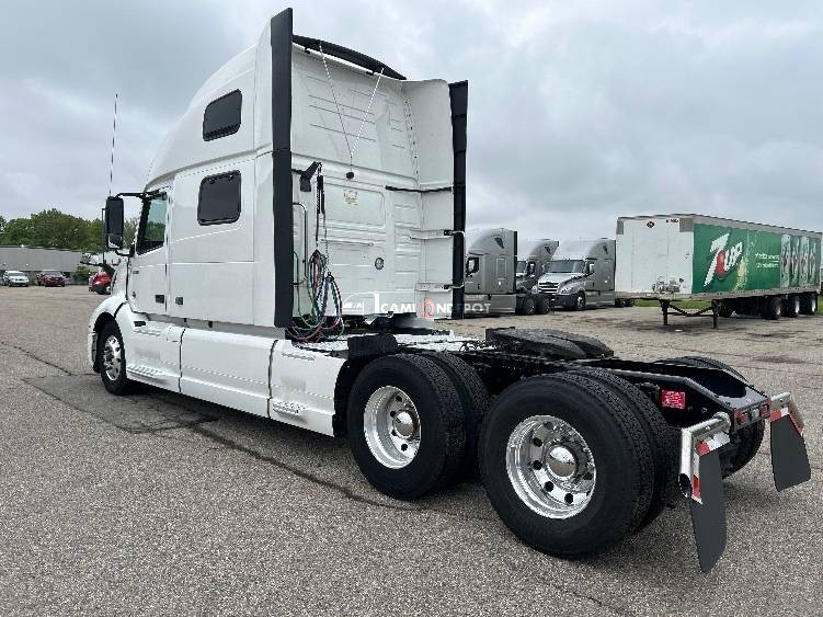 Truck Thumbnail 5