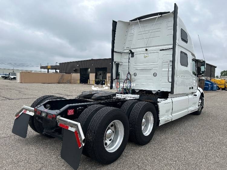 Truck Thumbnail 7