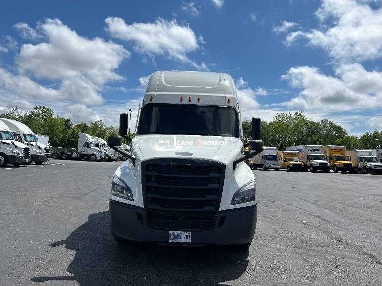 Truck Thumbnail 2