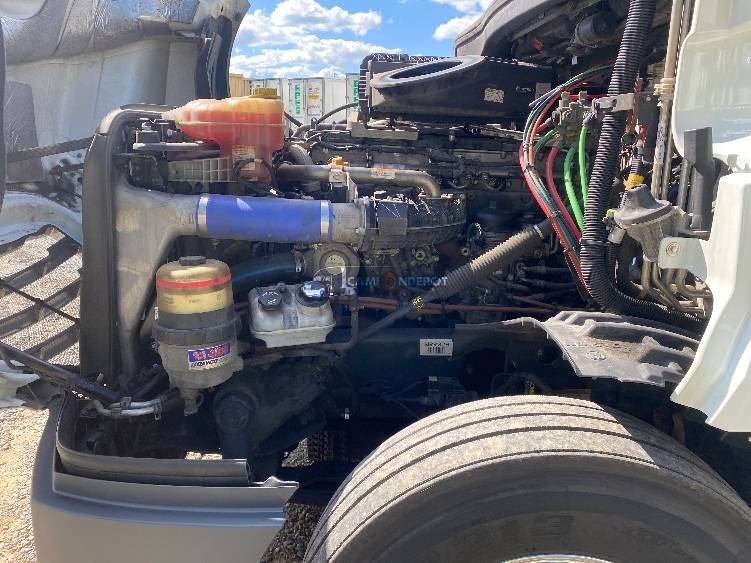 Truck Thumbnail 11