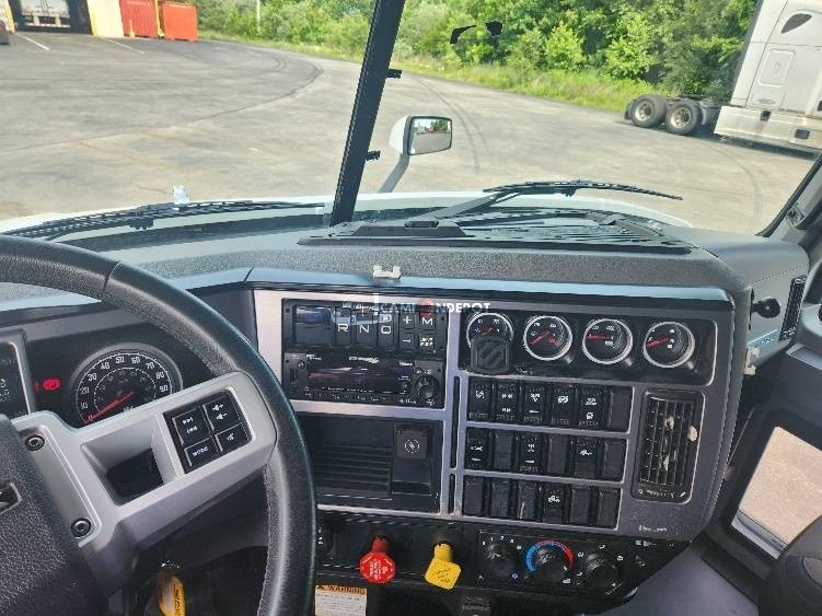 Truck Thumbnail 7