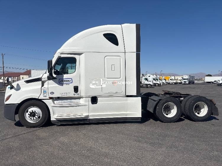 Truck Thumbnail 4