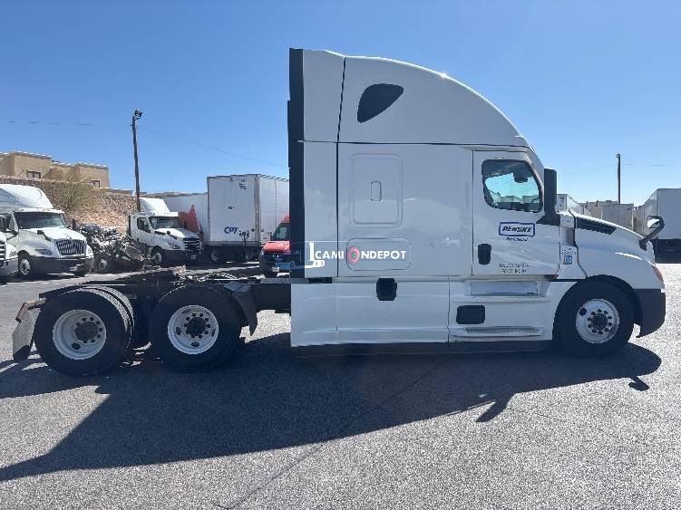 Truck Thumbnail 8
