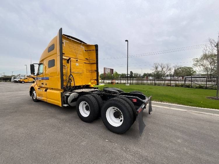 Truck Thumbnail 5
