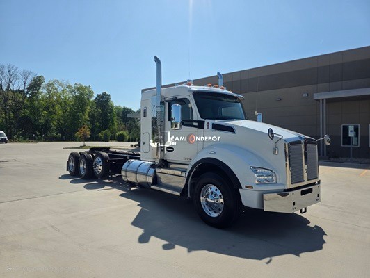 Truck Thumbnail 3