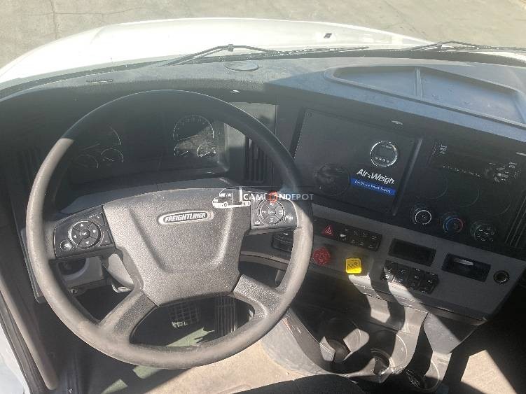 Truck Thumbnail 9