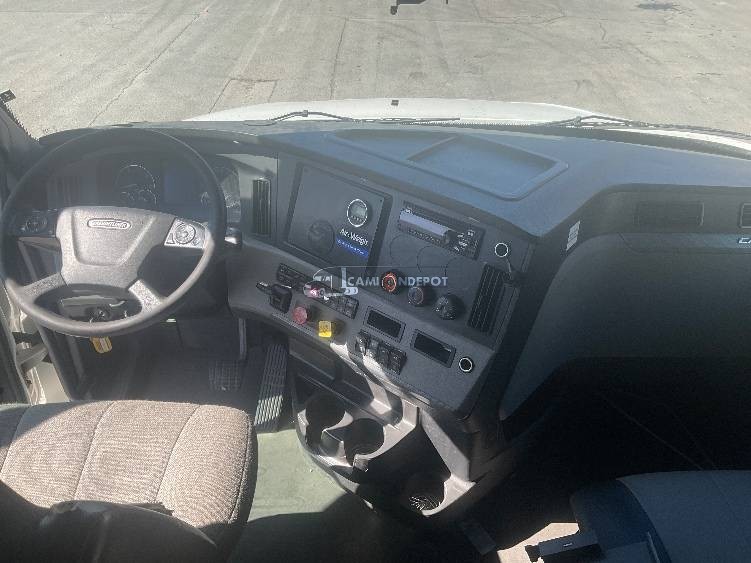 Truck Thumbnail 10