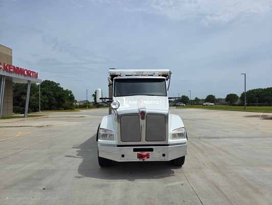Truck Thumbnail 3