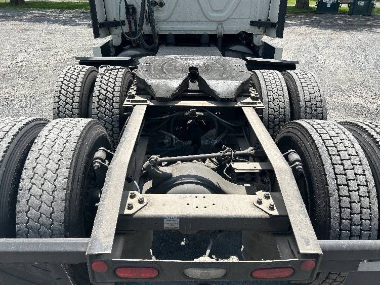 Truck Thumbnail 5