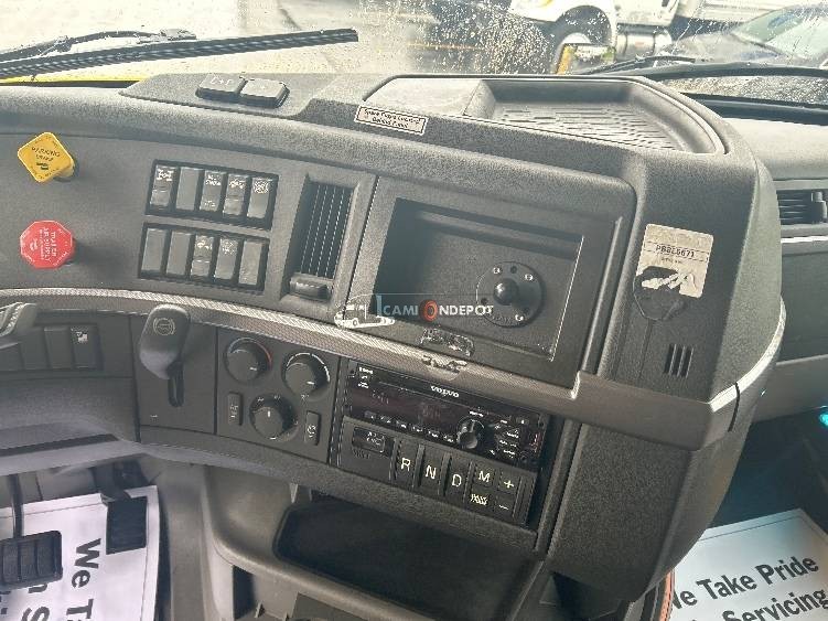 Truck Thumbnail 9