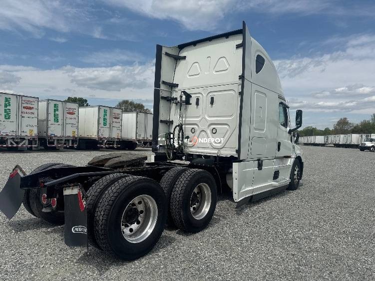 Truck Thumbnail 7