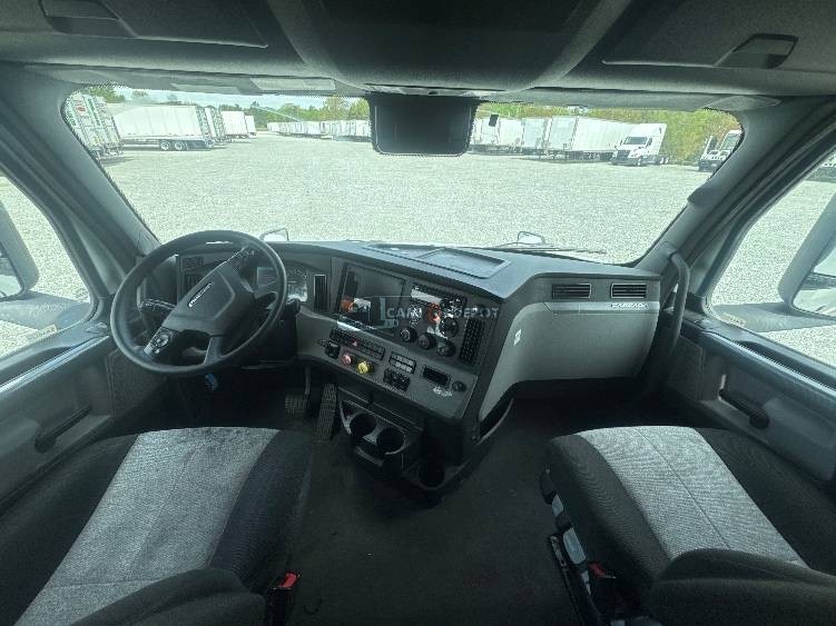 Truck Thumbnail 9