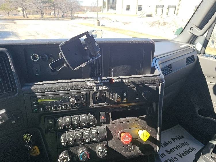Truck Thumbnail 7