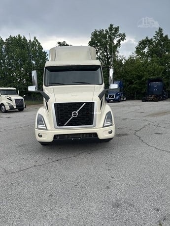 Truck Thumbnail 2