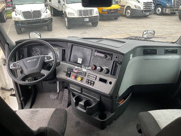 Truck Thumbnail 8