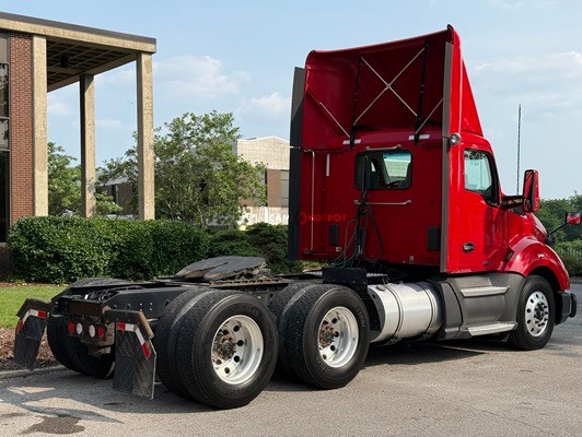 Truck Thumbnail 2