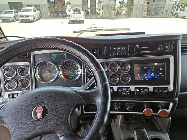 Truck Thumbnail 5