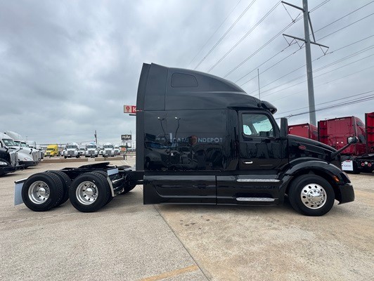 Truck Thumbnail 2