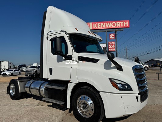 Truck Thumbnail 3