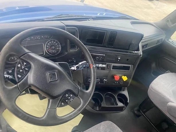 Truck Thumbnail 3