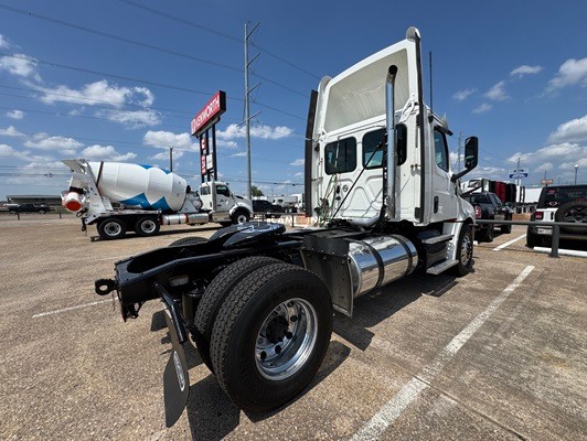 Truck Thumbnail 2