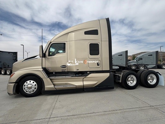 Truck Thumbnail 3