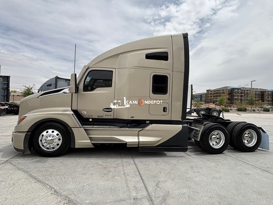 Truck Thumbnail 4