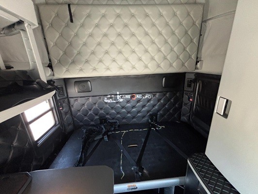Truck Thumbnail 5