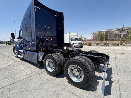 Truck Thumbnail 4