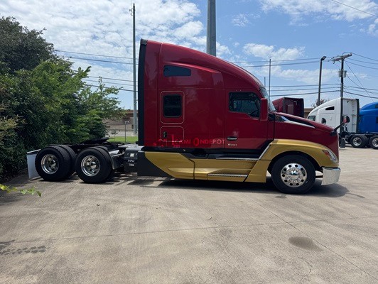 Truck Thumbnail 2