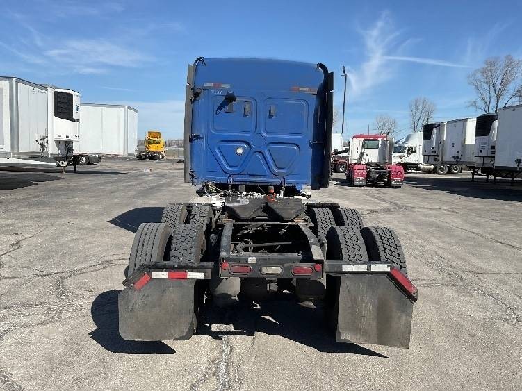 Truck Thumbnail 6