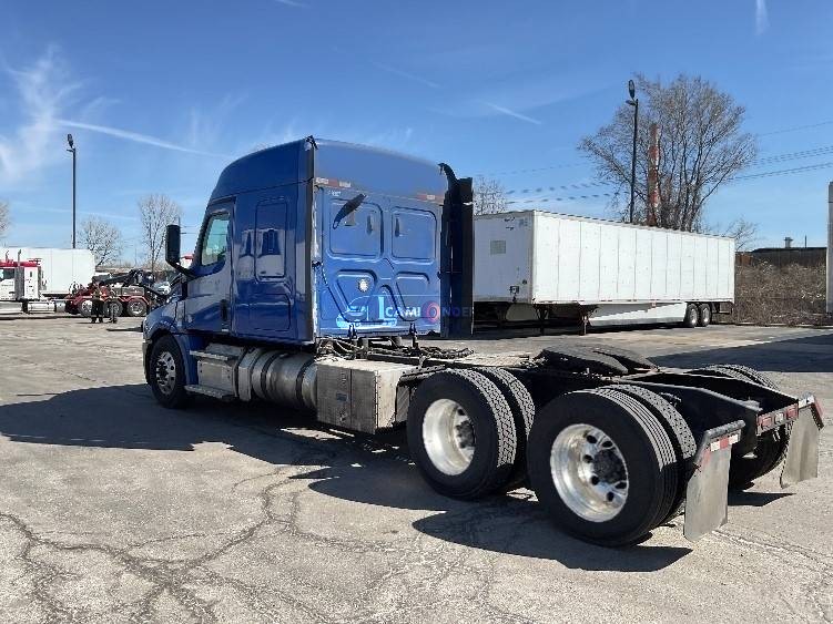 Truck Thumbnail 5